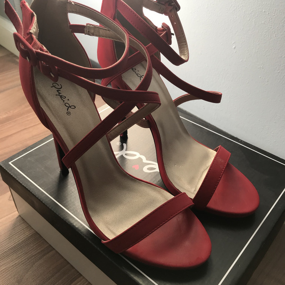 Qupid Red Strappy Heel (Size 10) - Picture 1 of 5